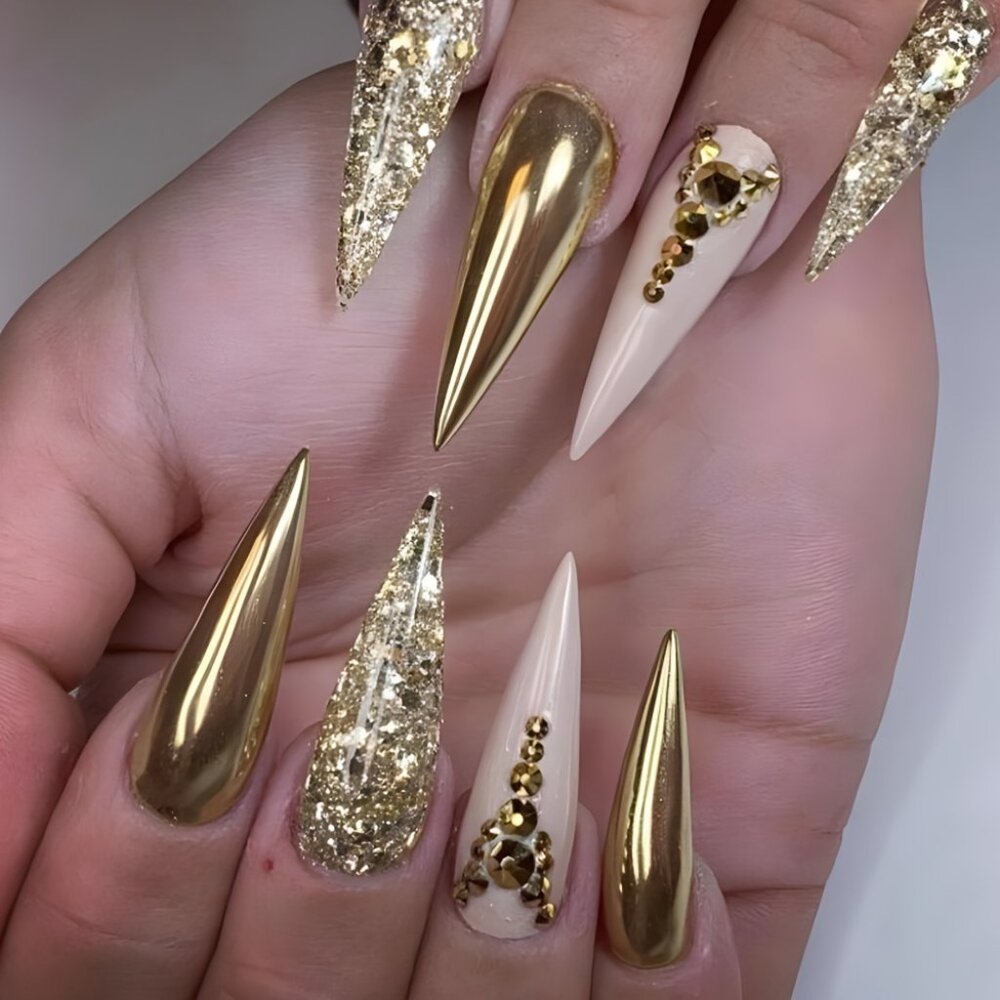 24pcs of Hot Selling Fake Nail Stickers, Champagne Golden Glitter Nail Art Nails